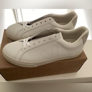 NEW Women’s Veja Esplar Sneaker White 40
